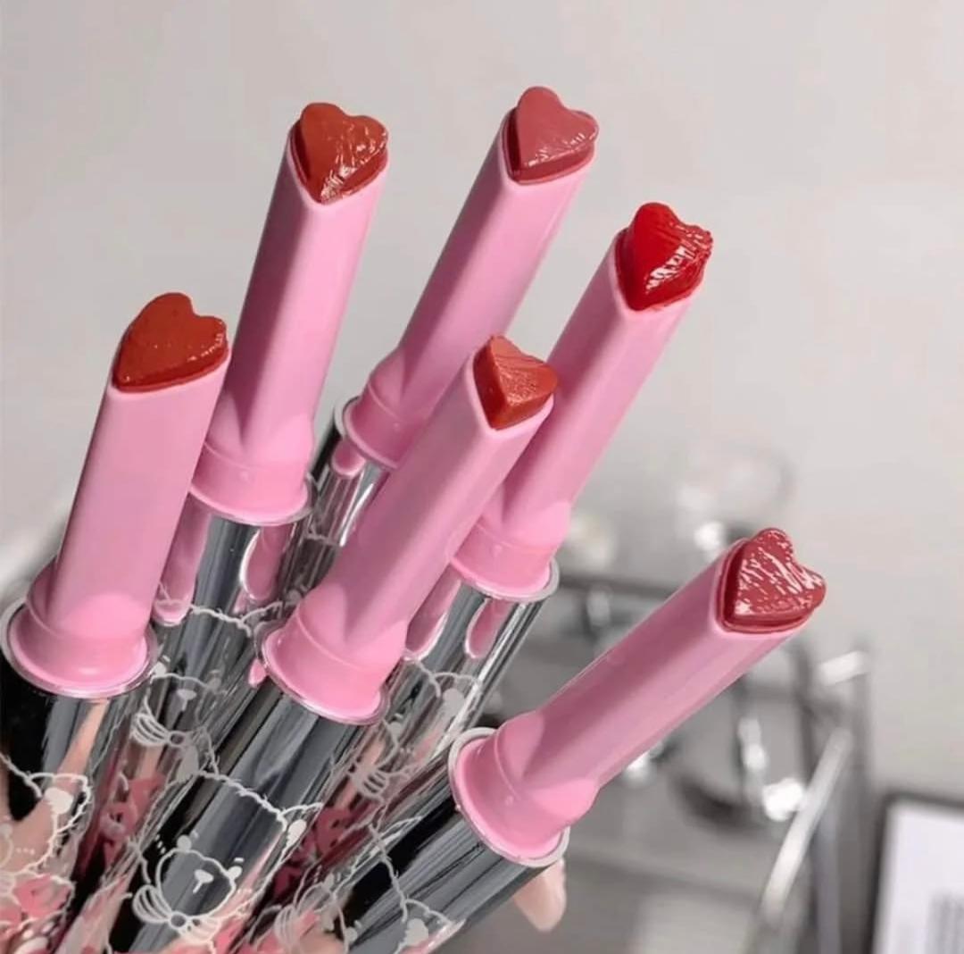 رژ لب جامد خیس خودکاری (پلامبری)gegebear