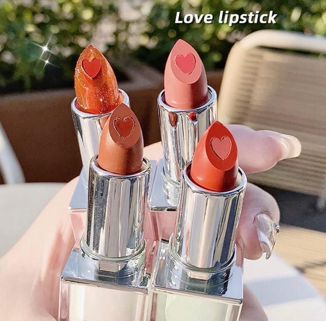 رژ جامد شاین دار قلبیgegebear