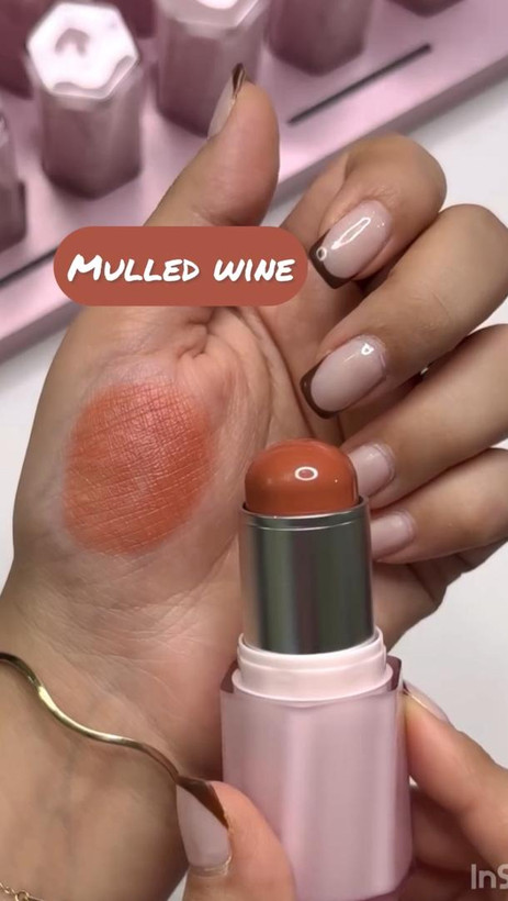 رژگونه استیکی طرح شیگلم