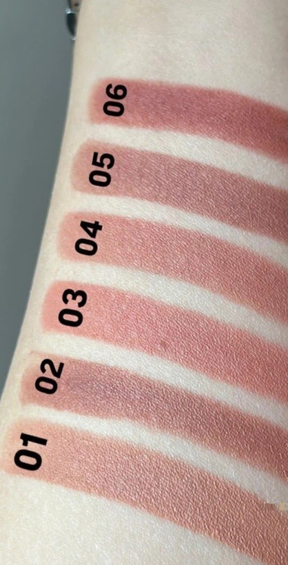 رژ لب جامد رنگ های نود و ملایم