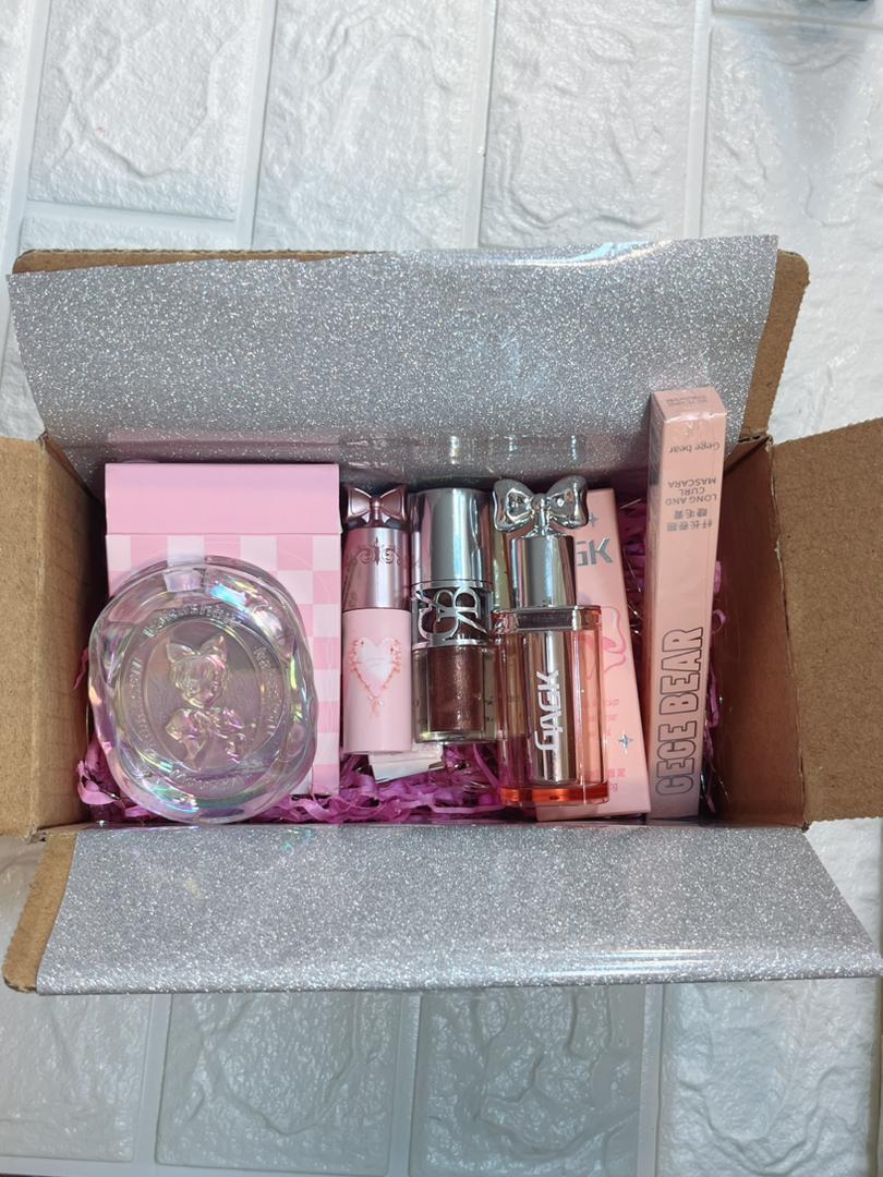 پک کادو لوازم آرایشی