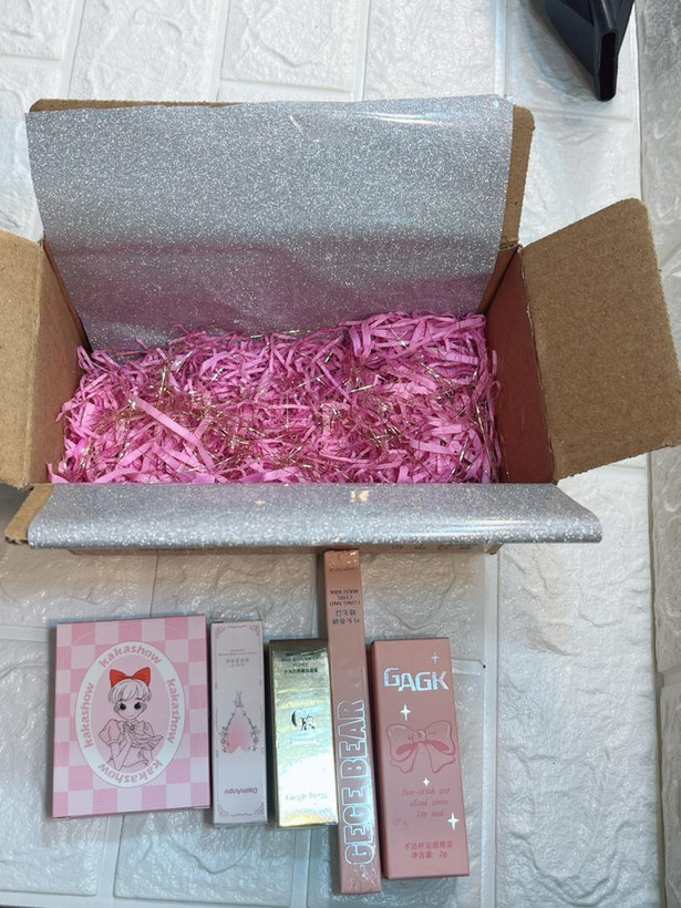 پک کادو لوازم آرایشی