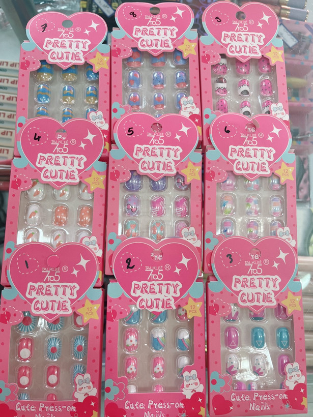 ناخن مصنوعی بچه گانه