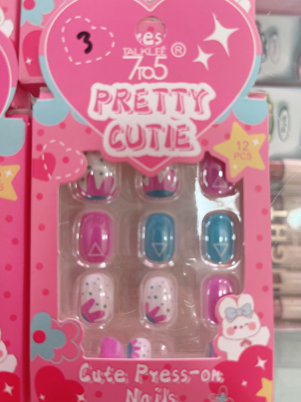 ناخن مصنوعی بچه گانه