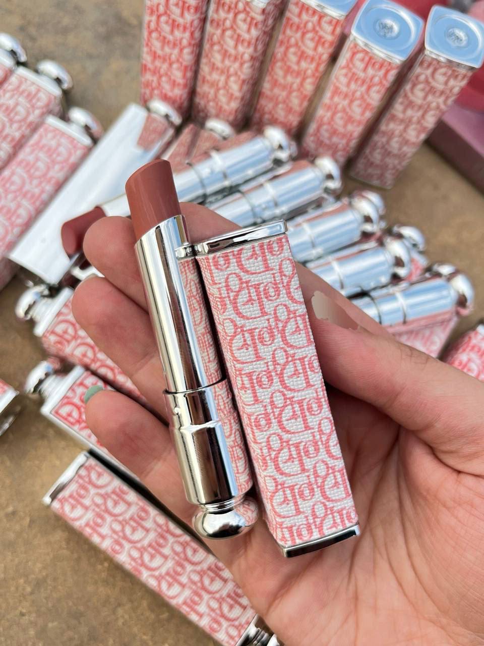 رژ لب جامد مات و مخملی